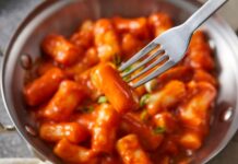 자기 전 떡볶이, 치킨… 불금에 ‘야식’ 더 끌리는 이유