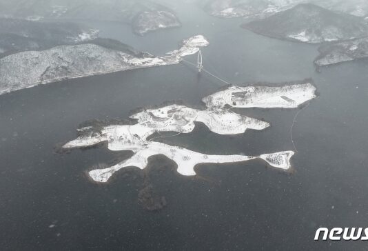 내일 체감 -20도 ‘북극한파’ 덮친다…남부 최고 60㎝ 눈까지(종합)