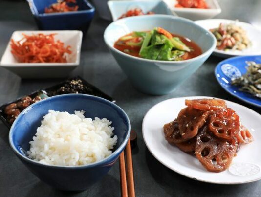 매일 김치에 밥만?…중년 女 칼슘 부족, ‘이 음식’이 대안?