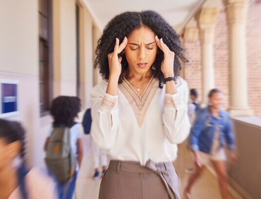 “머리 깨져”…10가지 유형의 두통
