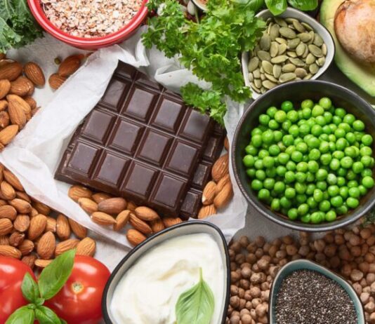 “몸속 젊게 해주는 식품들 따로 있다?”…저속노화 음식 10