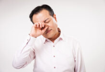 “눈이 왜 이렇게 침침해”…뜻밖의 당뇨 경고 신호일 수도?