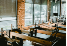 고관절 통증에 효과적인 기구필라테스 !